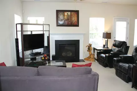 5034 Rainmaker Dr, Durham, NC 27704 photo 4
