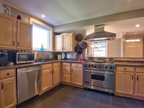 2702 Stuart Dr, Durham, NC 27707 photo 6