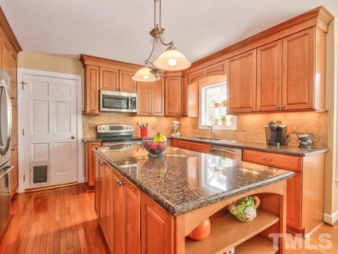1002 E Beechmont Cir, Apex, NC 27502 photo 5