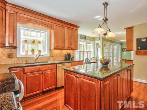 1002 E Beechmont Cir, Apex, NC 27502 photo 4