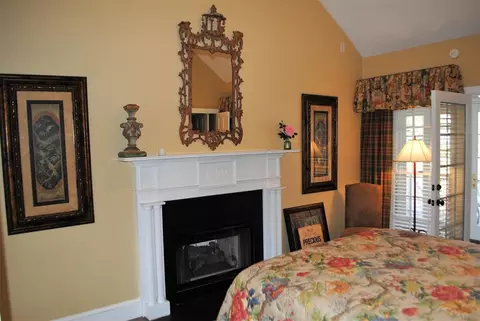 409 Lochside Dr, Cary, NC 27518 photo 13
