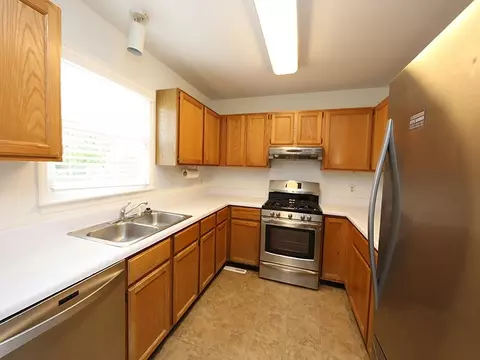 1407 Tyler Ct, Durham, NC 27701 photo 5