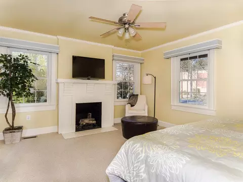 2425 Pickett Rd, Durham, NC 27705 photo 10