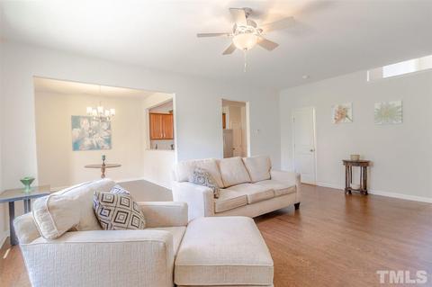 418 Brier Crossings Loop, Durham, NC 27703 photo 4