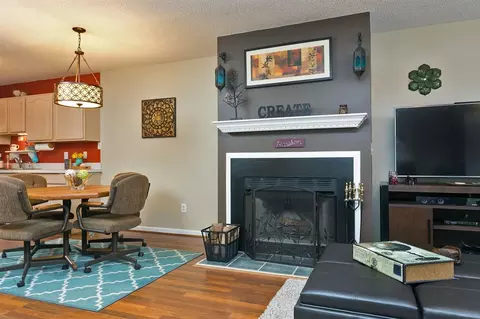 204 Candace Pl, Cary, NC 27513 photo 3