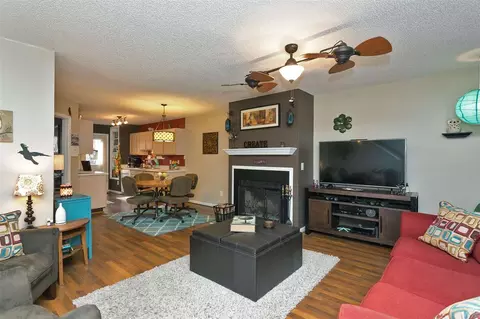 204 Candace Pl, Cary, NC 27513 photo 2