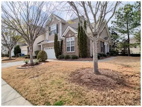 6039 Mcdevon Dr, Raleigh, NC 27617 photo 1