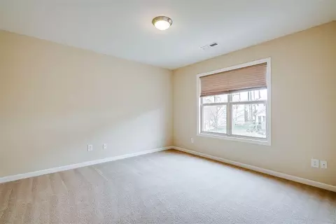 10 Stonehouse Ct, Durham, NC 27713 photo 14