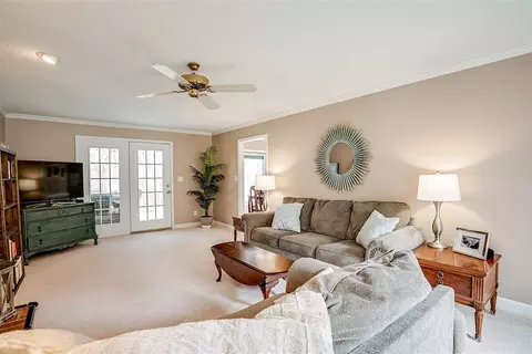 18 Barkridge Ct, Durham, NC 27713 photo 6