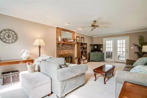 18 Barkridge Ct, Durham, NC 27713 photo 7
