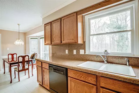 18 Barkridge Ct, Durham, NC 27713 photo 12