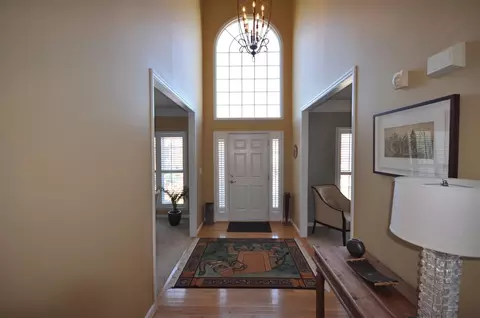 604 Oxboro Cir, Durham, NC 27713 photo 2