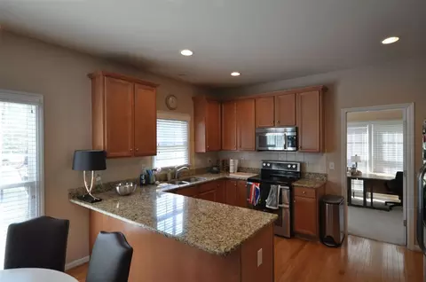 604 Oxboro Cir, Durham, NC 27713 photo 12