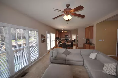 604 Oxboro Cir, Durham, NC 27713 photo 9