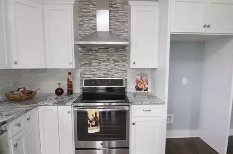 12438 Raleigh Rd, Benson, NC 27504 photo 9
