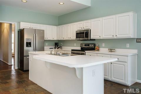 2204 Dreyfus Ct, Garner, NC 27529 photo 9