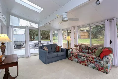 700 Compton Rd, Raleigh, NC 27609 photo 4