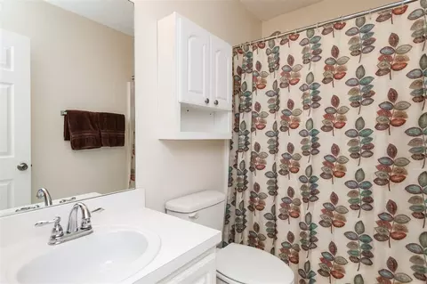4515 Dolwick Dr, Durham, NC 27713 photo 10