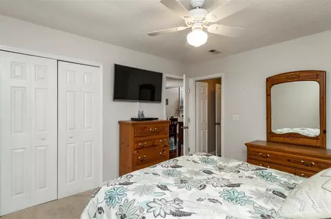 4515 Dolwick Dr, Durham, NC 27713 photo 9