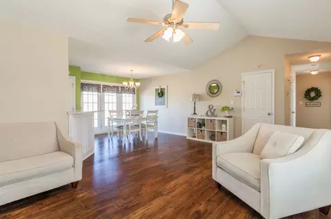 184 Irbin Dr, Coats, NC 27521 photo 12