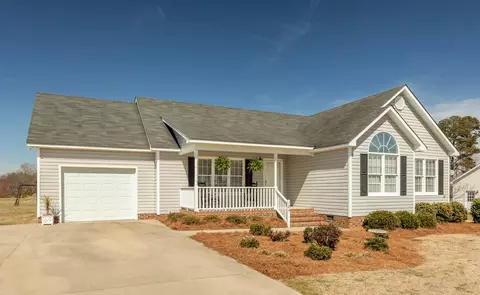184 Irbin Dr, Coats, NC 27521 photo 2