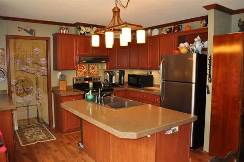 8464 Creek Rd, Willow Springs, NC 27592 photo 5