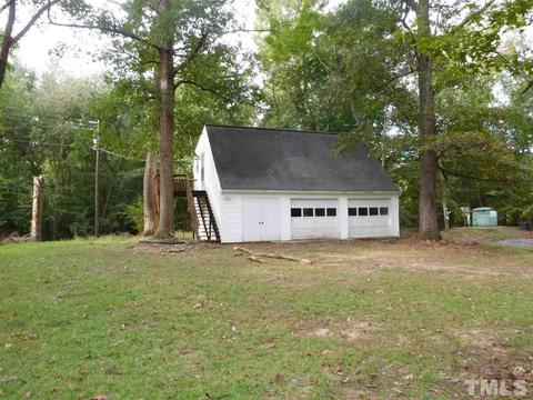 2117 Michael Ln, Smithfield, NC 27577 photo 2