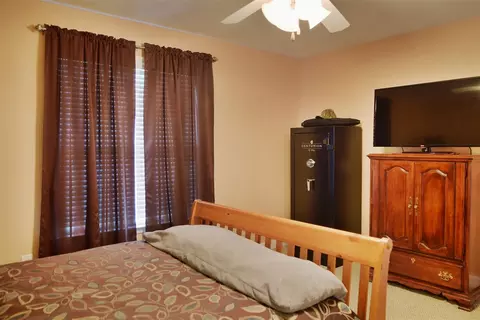 19 Jenna Ln, Dunn, NC 28334 photo 11