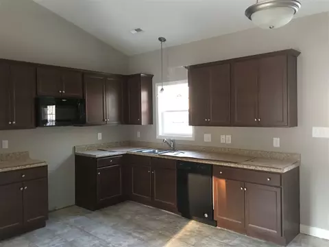 178 Jon Dr, Smithfield, NC 27577 photo 4
