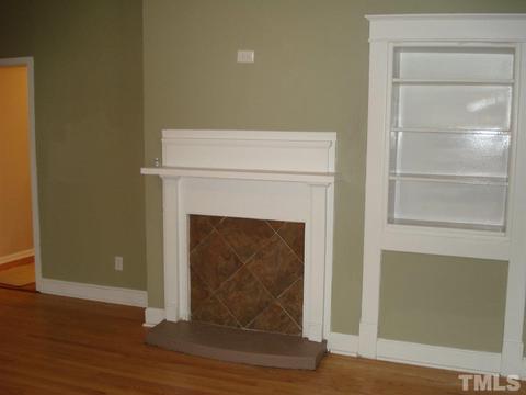 309 W D St, Erwin, NC 28339 photo 3