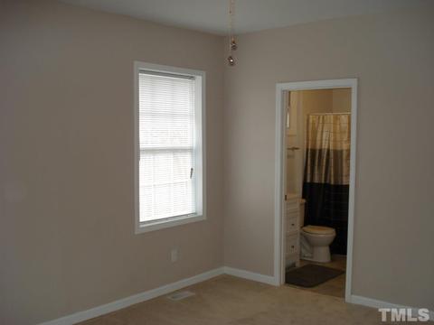 309 W D St, Erwin, NC 28339 photo 14
