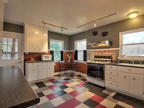 1605 Edgevale Rd, Durham, NC 27701 photo 5
