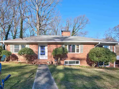 1605 Edgevale Rd, Durham, NC 27701 photo 1