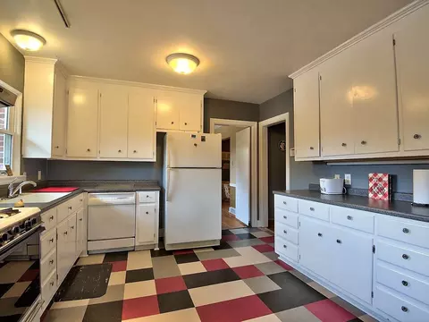 1605 Edgevale Rd, Durham, NC 27701 photo 7