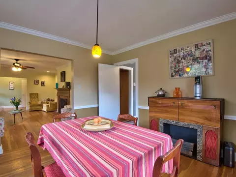 1605 Edgevale Rd, Durham, NC 27701 photo 4