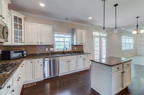 3702 Albritton Dr, Durham, NC 27705 photo 5