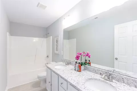 1040 Statler Dr, Durham, NC 27703 photo 9