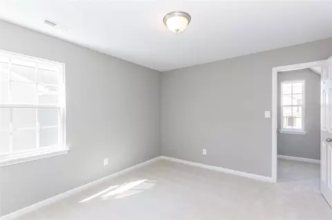 1040 Statler Dr, Durham, NC 27703 photo 8