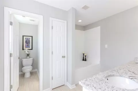 1040 Statler Dr, Durham, NC 27703 photo 12