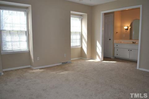 3165 Morningside Dr, Raleigh, NC 27607 photo 11
