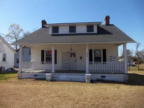 206 S 17th St, Erwin, NC 28339 photo 1