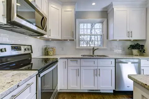 1002 Cherokee Ct, Apex, NC 27502 photo 7