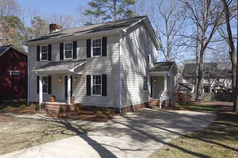 1002 Cherokee Ct, Apex, NC 27502 photo 2