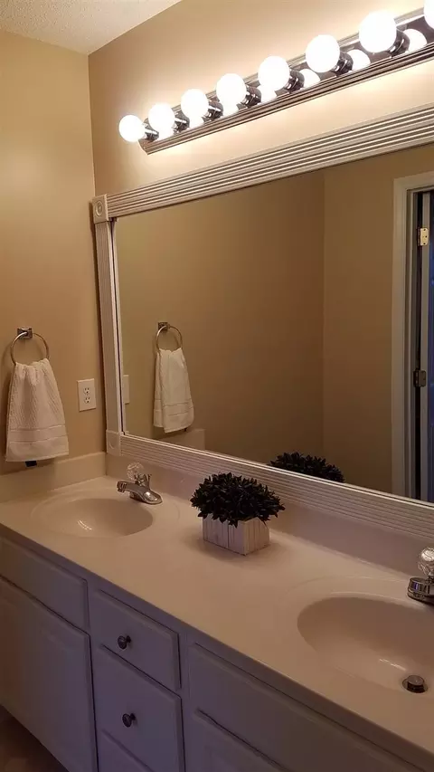225 Chaney Dr, Garner, NC 27529 photo 13
