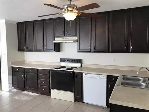 101 Devon Ct, Garner, NC 27529 photo 2