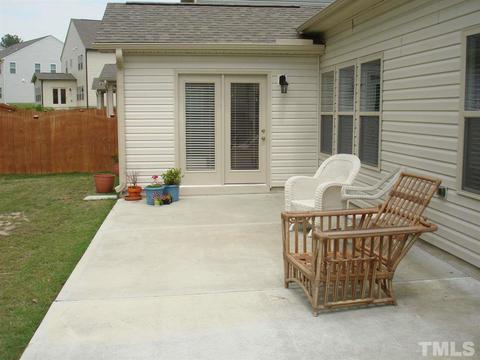 1012 Poplar St, Durham, NC 27703 photo 4
