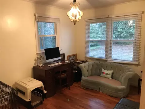 910 W Carr St, Dunn, NC 28334 photo 10