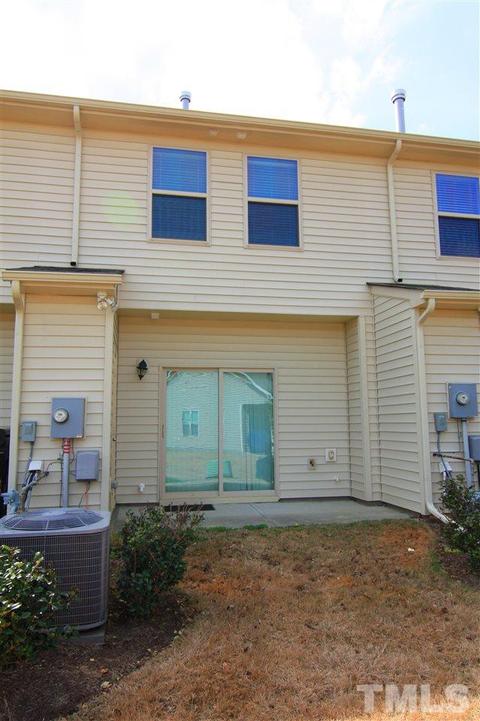 41 Pocono Dr, Durham, NC 27705 photo 2