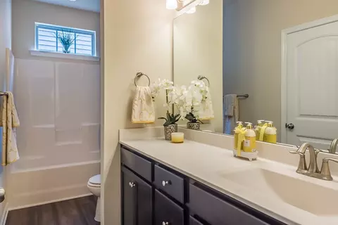 1029 Laredo Ln, Durham, NC 27703 photo 9
