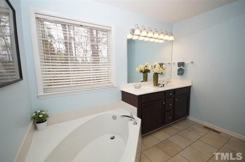 112 Aster Dr, Garner, NC 27529 photo 13